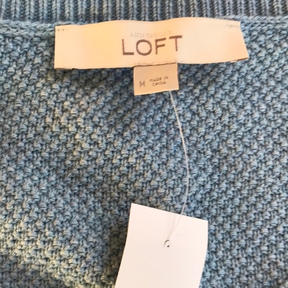 NWT! LOFT cornflour blue size M crew sweater - Picture 4 of 8